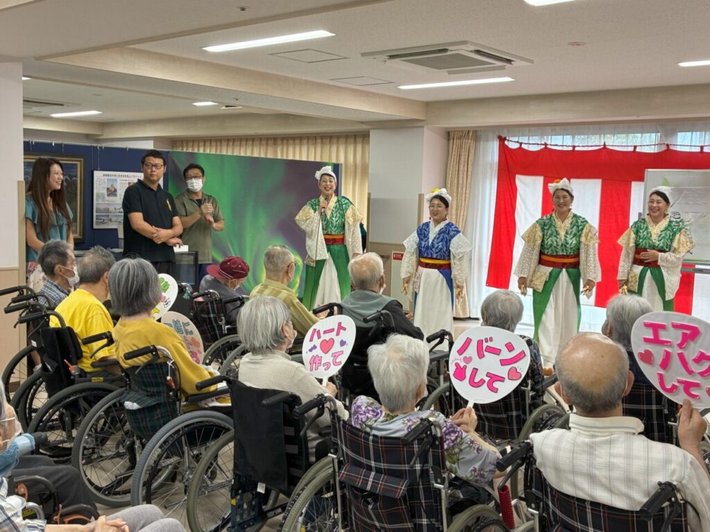 祝🌸敬老の日 敬老会を開催しました | 社会福祉法人忠黎会